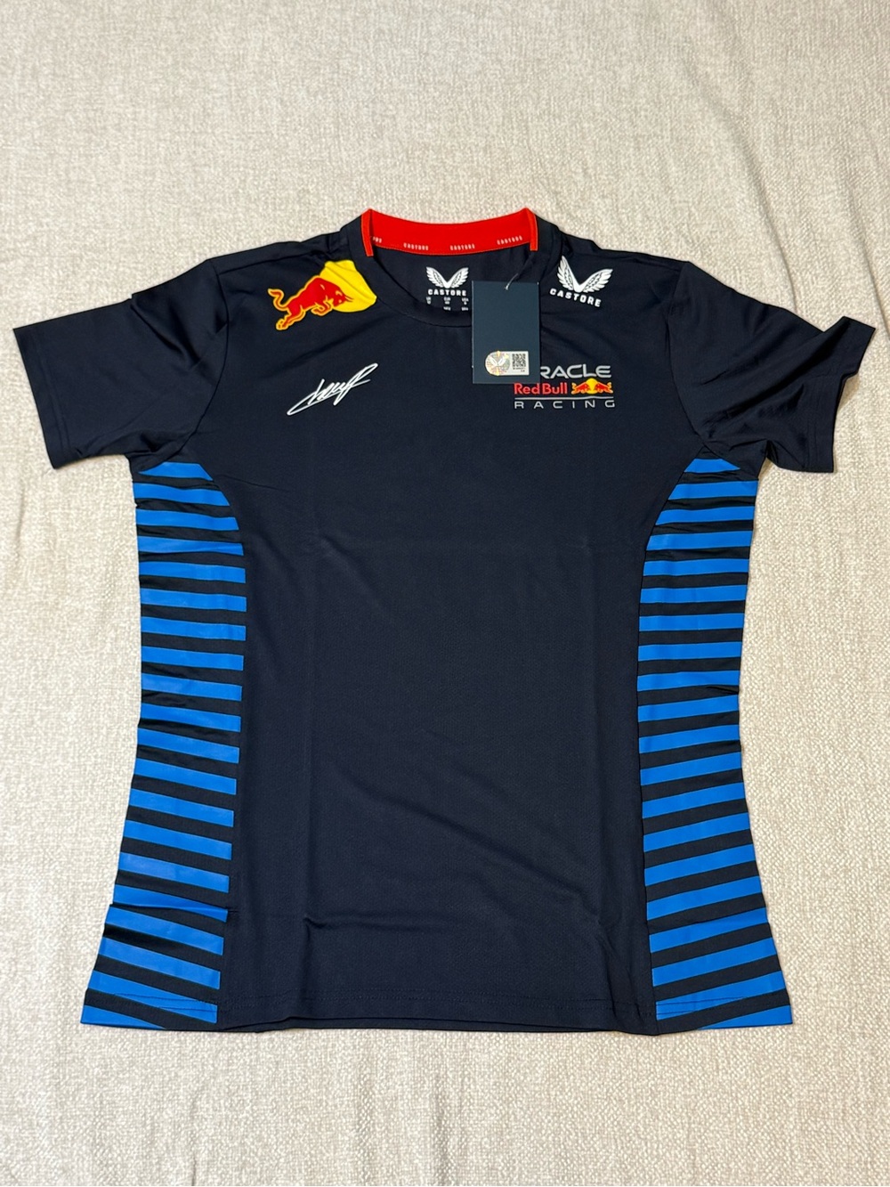 NWT Castore Red Bull Racing Sergio Perez 11 Women’s US 8 F1 Driver Tee